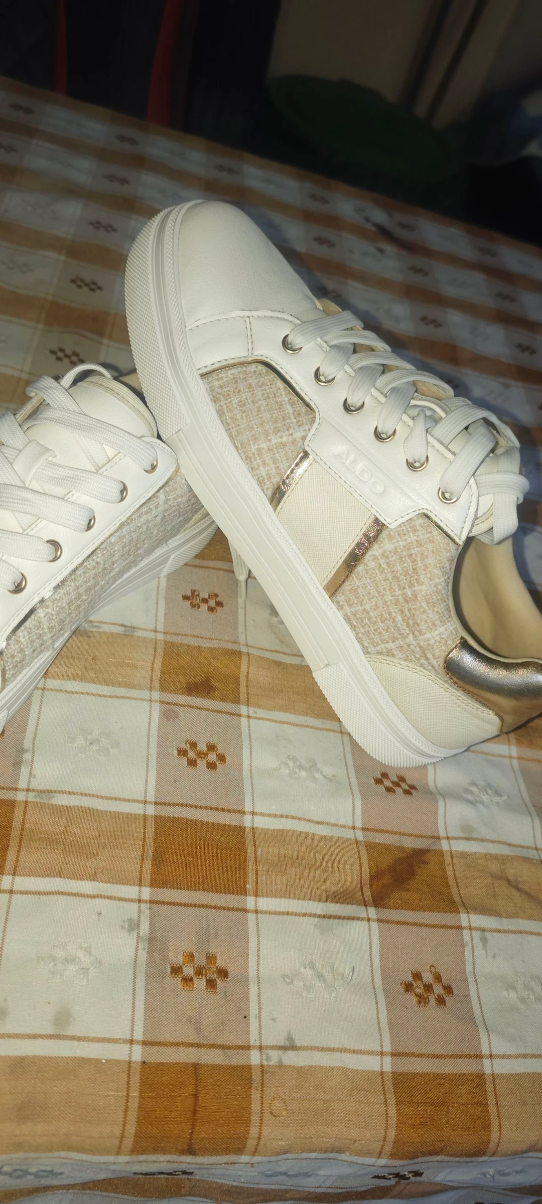 ALDO – White and gold sneakers – photo 2